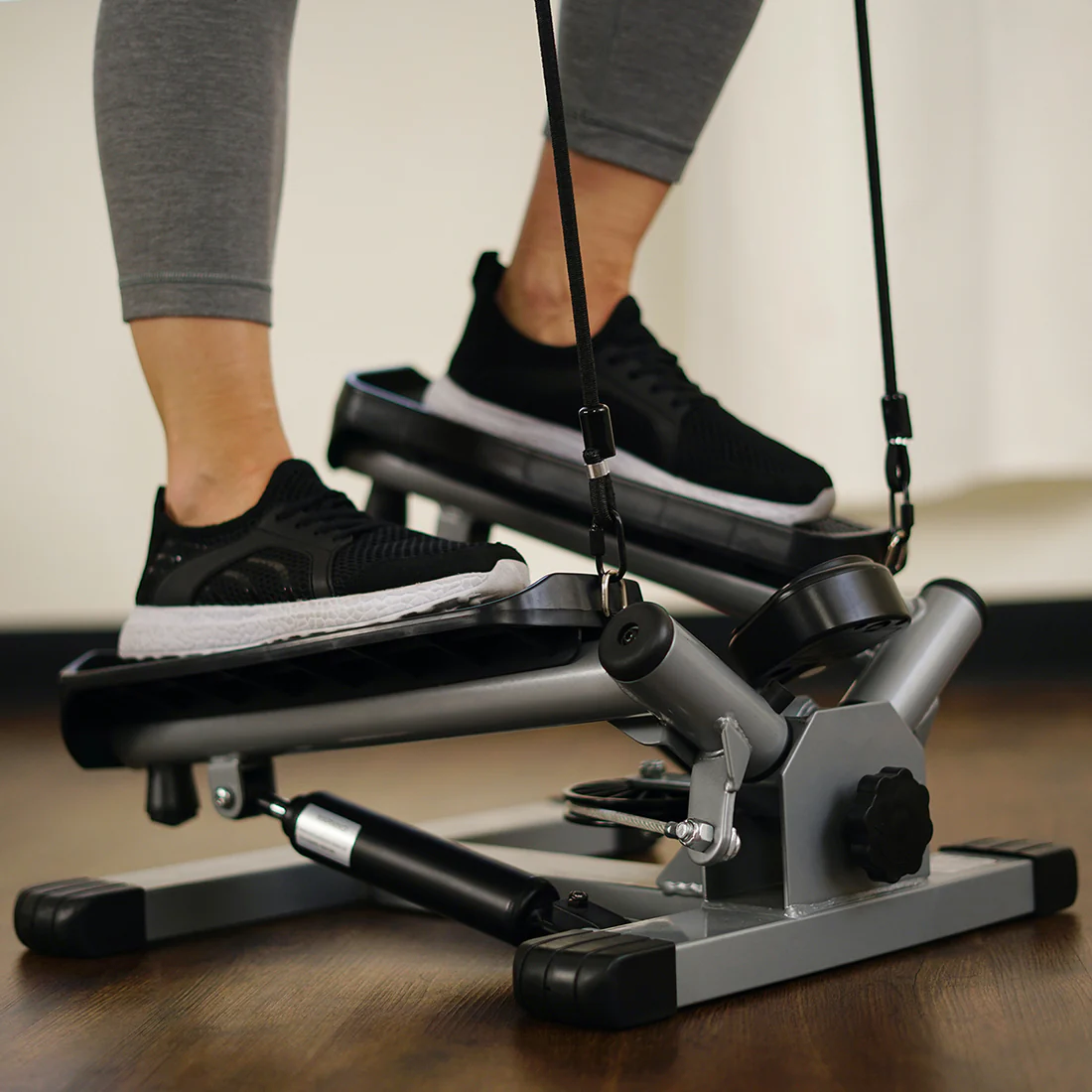 sunny-health-fitness-steppers-mini-stepper-step-machine-resistance-bands-LCD-monitor-NO.045-11_1100x-1.webp